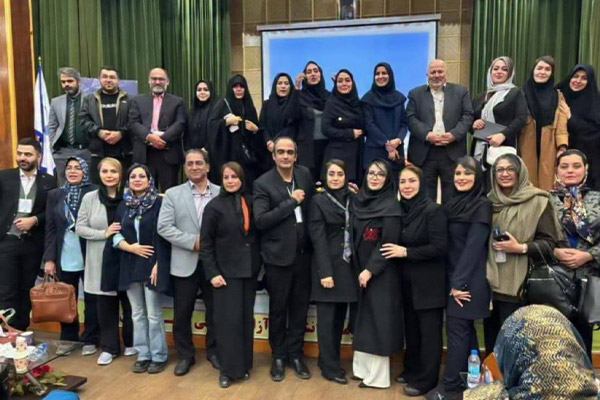 عکس دسته جمعی اساتید و هئیت علمی و همکاران