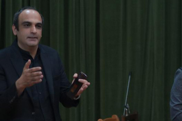 اقای مهندس نوری مدیر عامل شرکت هامون و رییس دپارتمان روانشناسی کودک و نوجوان